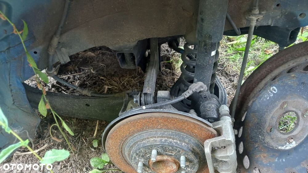 KIA SOUL III ZAWIESZENIE TYŁ KOMPLET WAHACZ ZWROTNICA ZACISK PIASTA SPRĘŻYN - 2