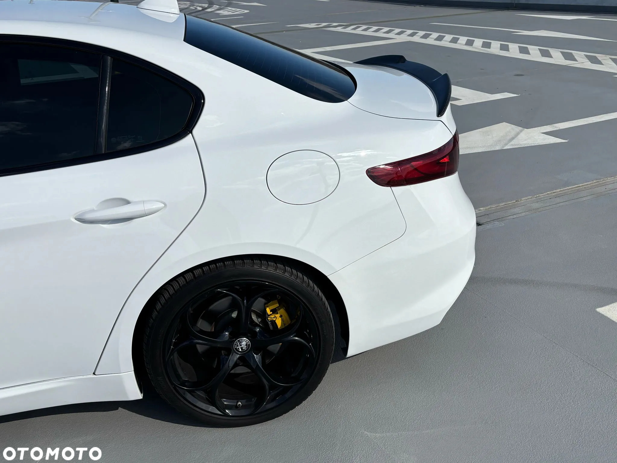 Alfa Romeo Giulia 2.0 Turbo 16V AT8 Veloce Ti - 14