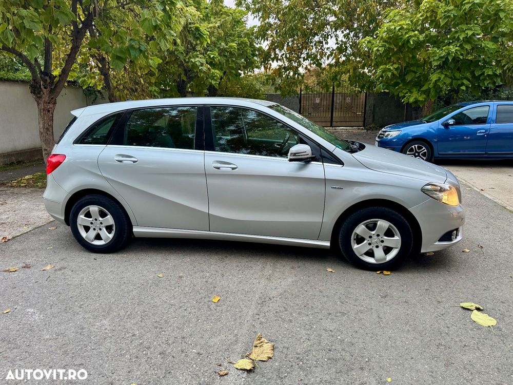 Mercedes-Benz B 180 CDI (BlueEFFICIENCY) 7G-DCT - 4