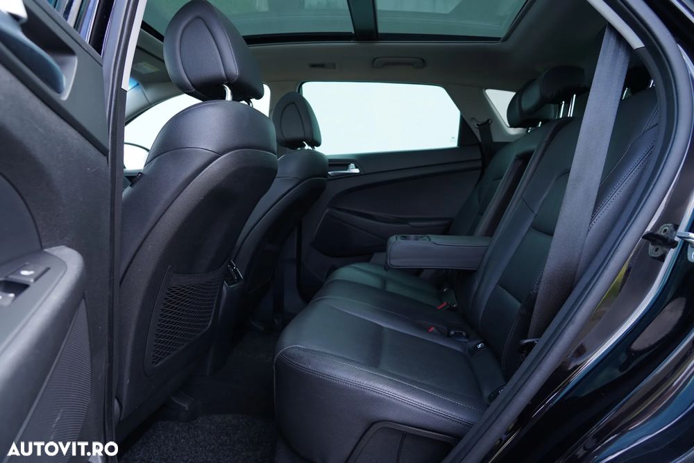 Hyundai Tucson 2.0 CRDI 4WD Automatik Advantage - 15