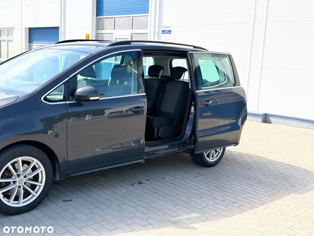 Volkswagen Sharan 2.0 TDI Comfortline - 8