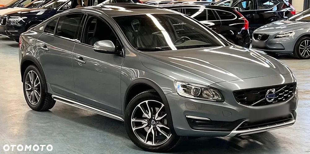 Volvo S60 D5 Summum - 4