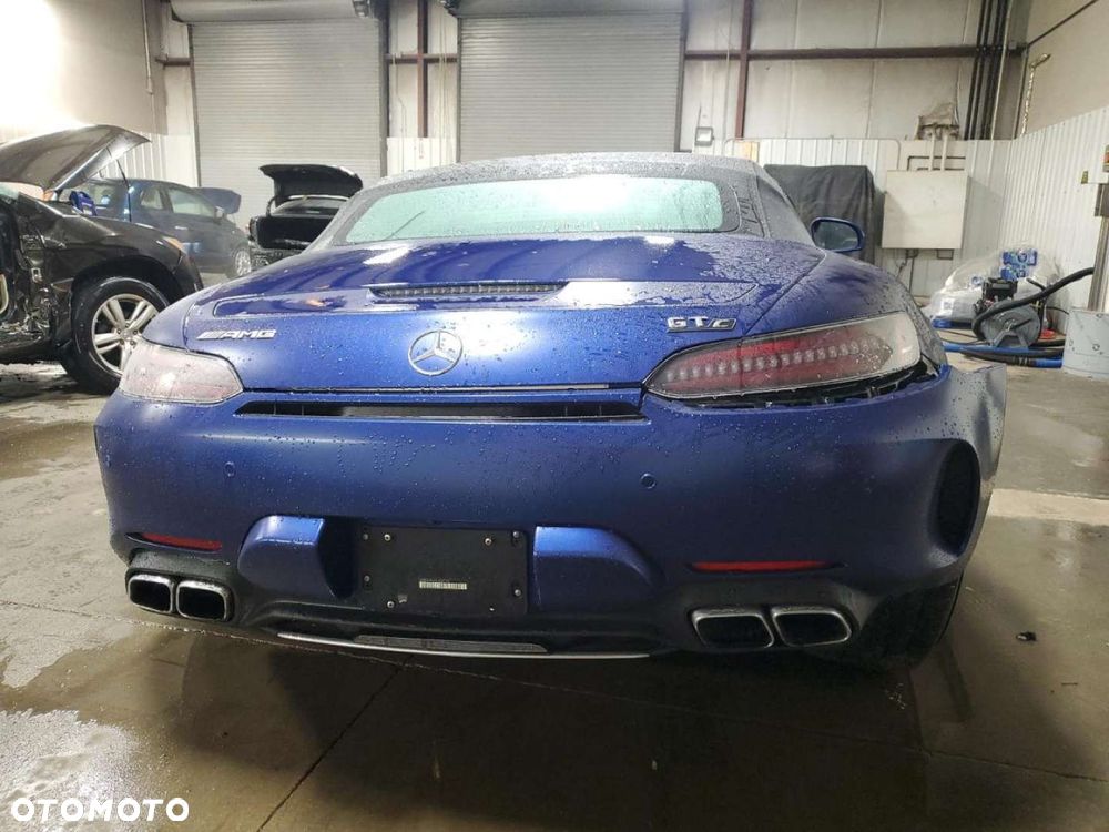 Mercedes-Benz AMG GT - 11