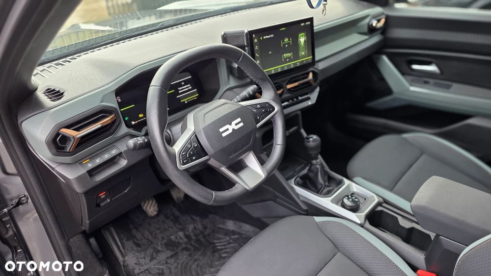 Dacia Bigster 1.2 TCe mHEV Extreme 4x4 - 25