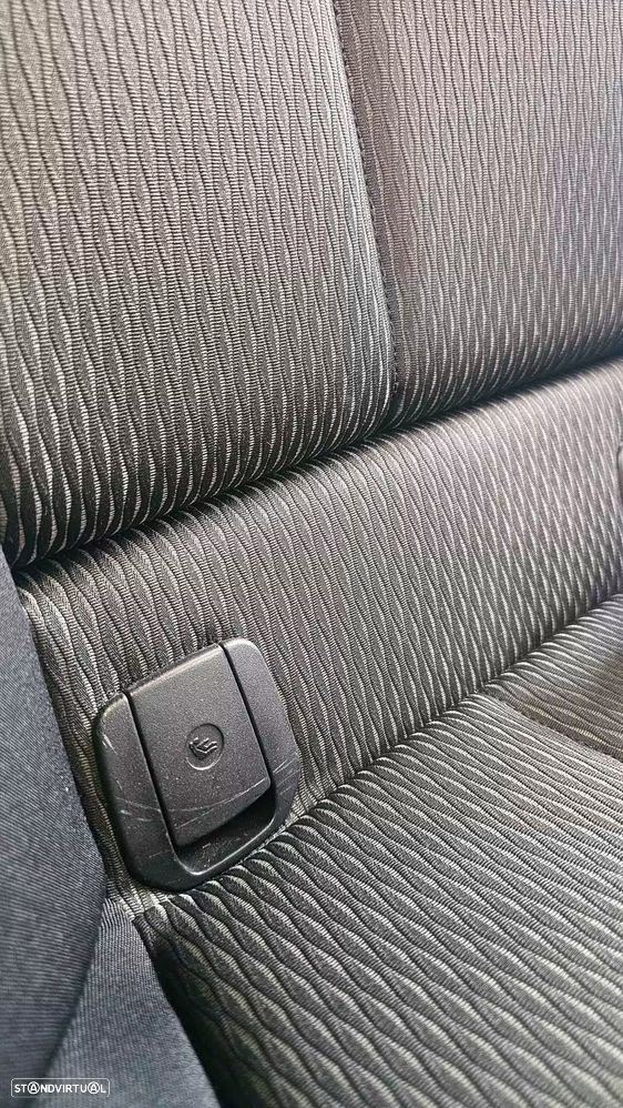 BMW 118 d Aut. Luxury Line - 16