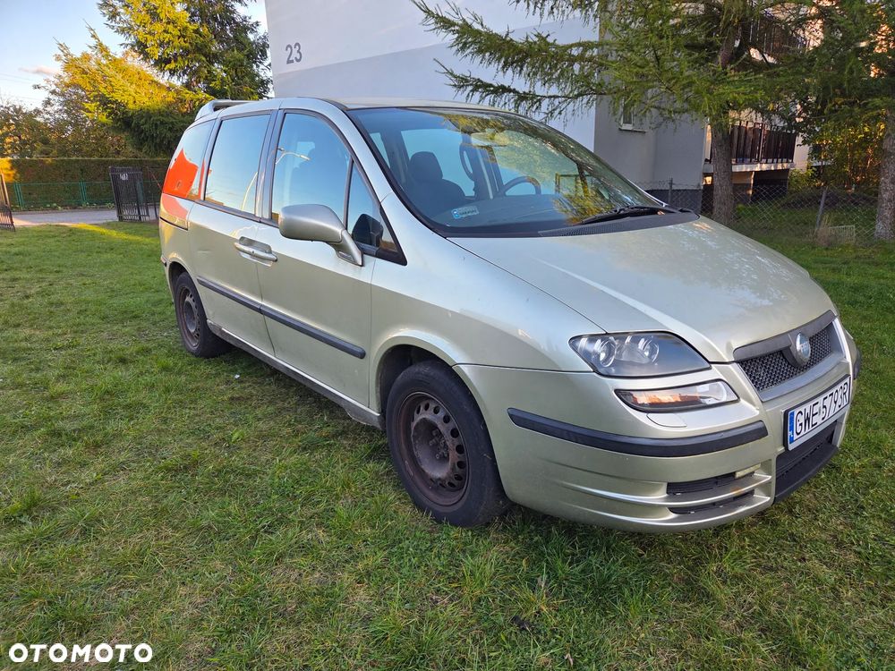 Fiat Ulysse 2.2 JTD Dynamic - 4