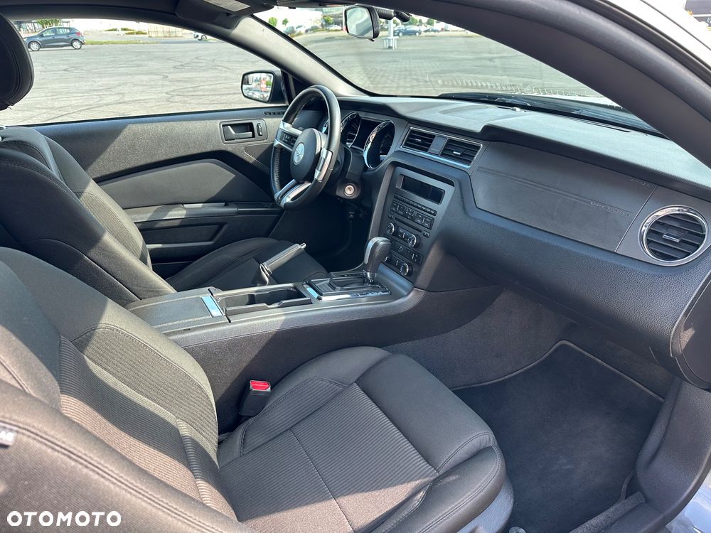 Ford Mustang 3.7 V6 - 8