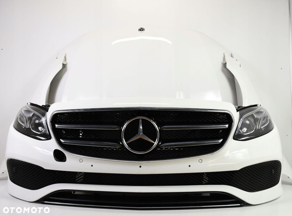 MERCEDES W238 MASKA BŁOTNIKI LAMPY CHŁODNICE PAS - 6