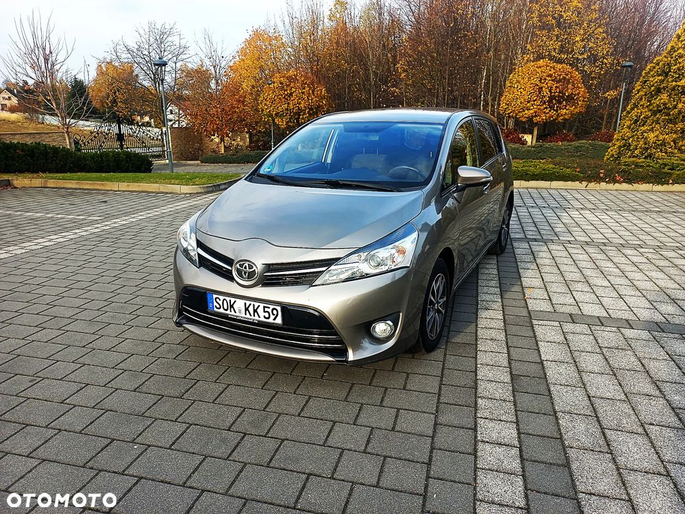 Toyota Verso 1.6 D-4D Active - 13