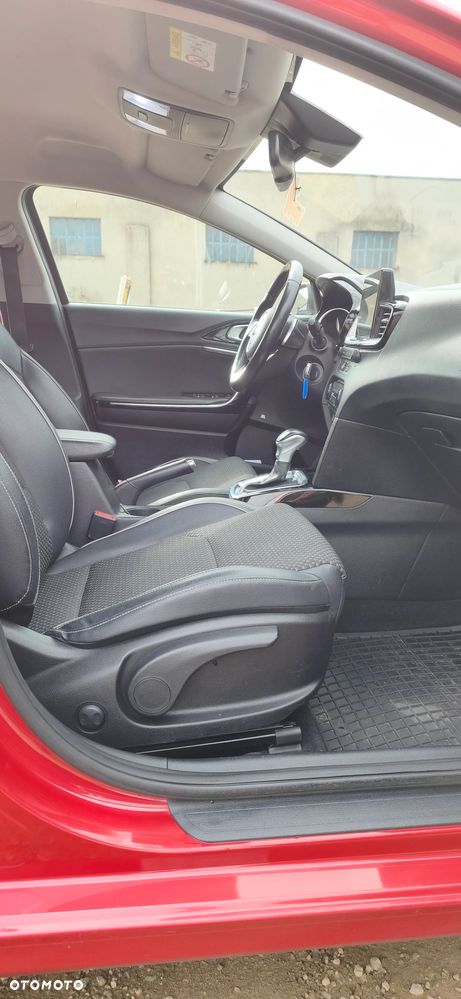 Kia Ceed 1.4 T-GDI L Business Line Plus DCT - 12