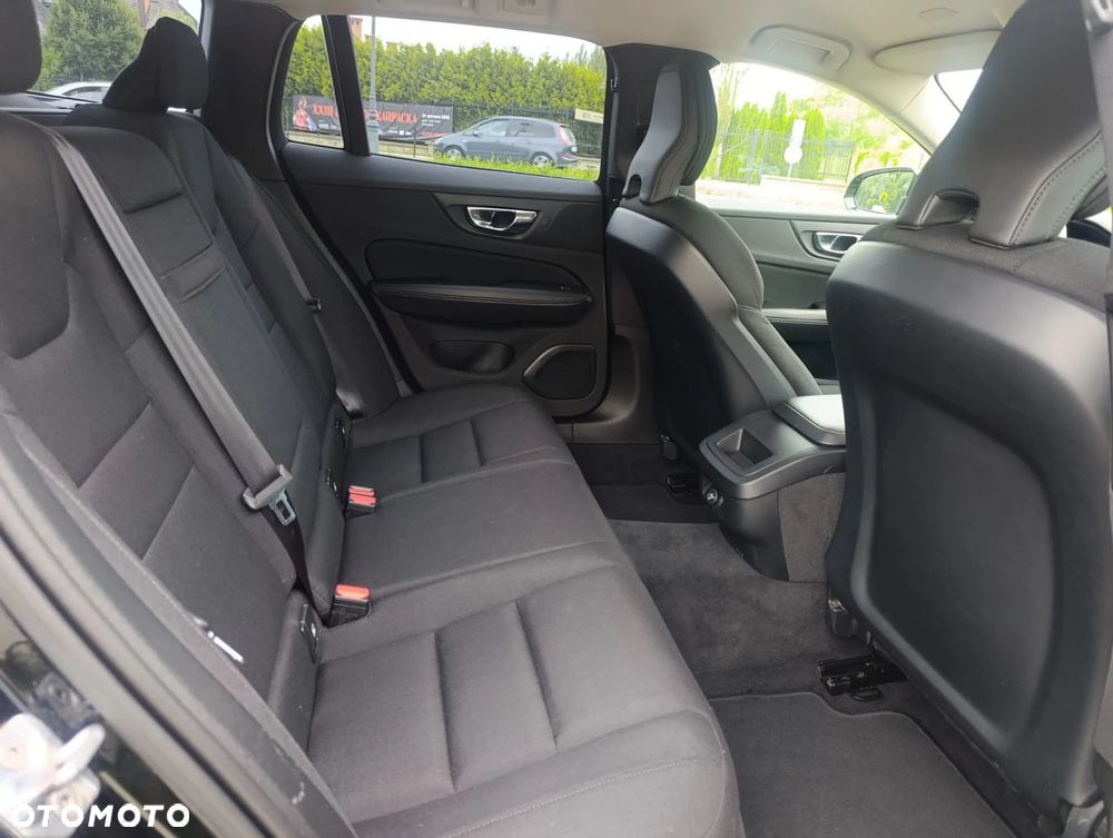Volvo V60 D3 AWD Geartronic Momentum - 17