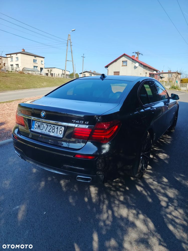 BMW Seria 7 740d xDrive - 5