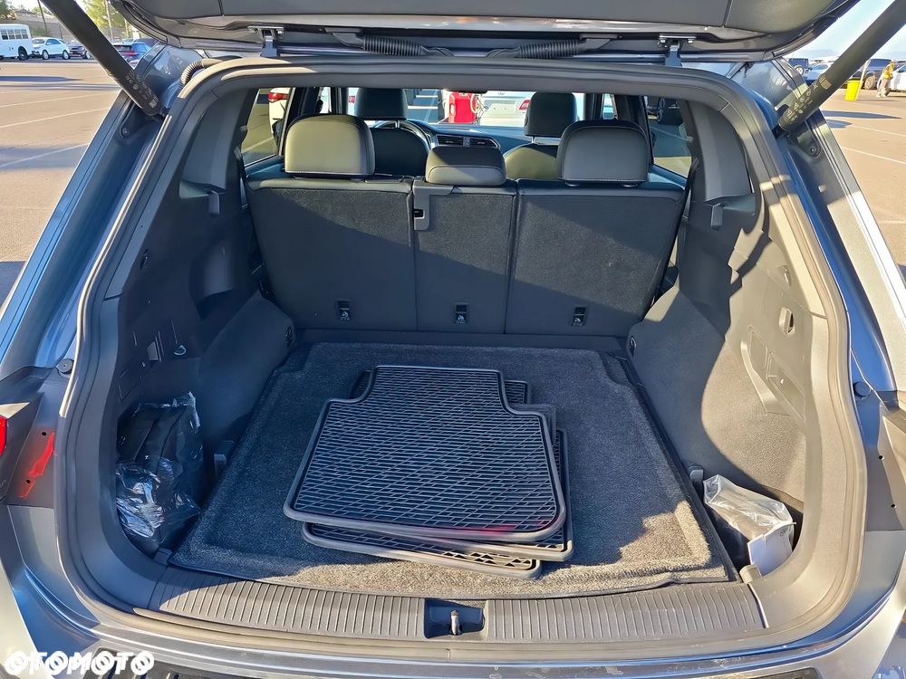 Volkswagen Tiguan Allspace 2.0 TSI 4Mot R-Line DSG 7os - 13