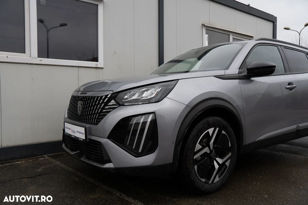 Peugeot 2008 1.2 L PureTech STT EAT8 Allure - 3