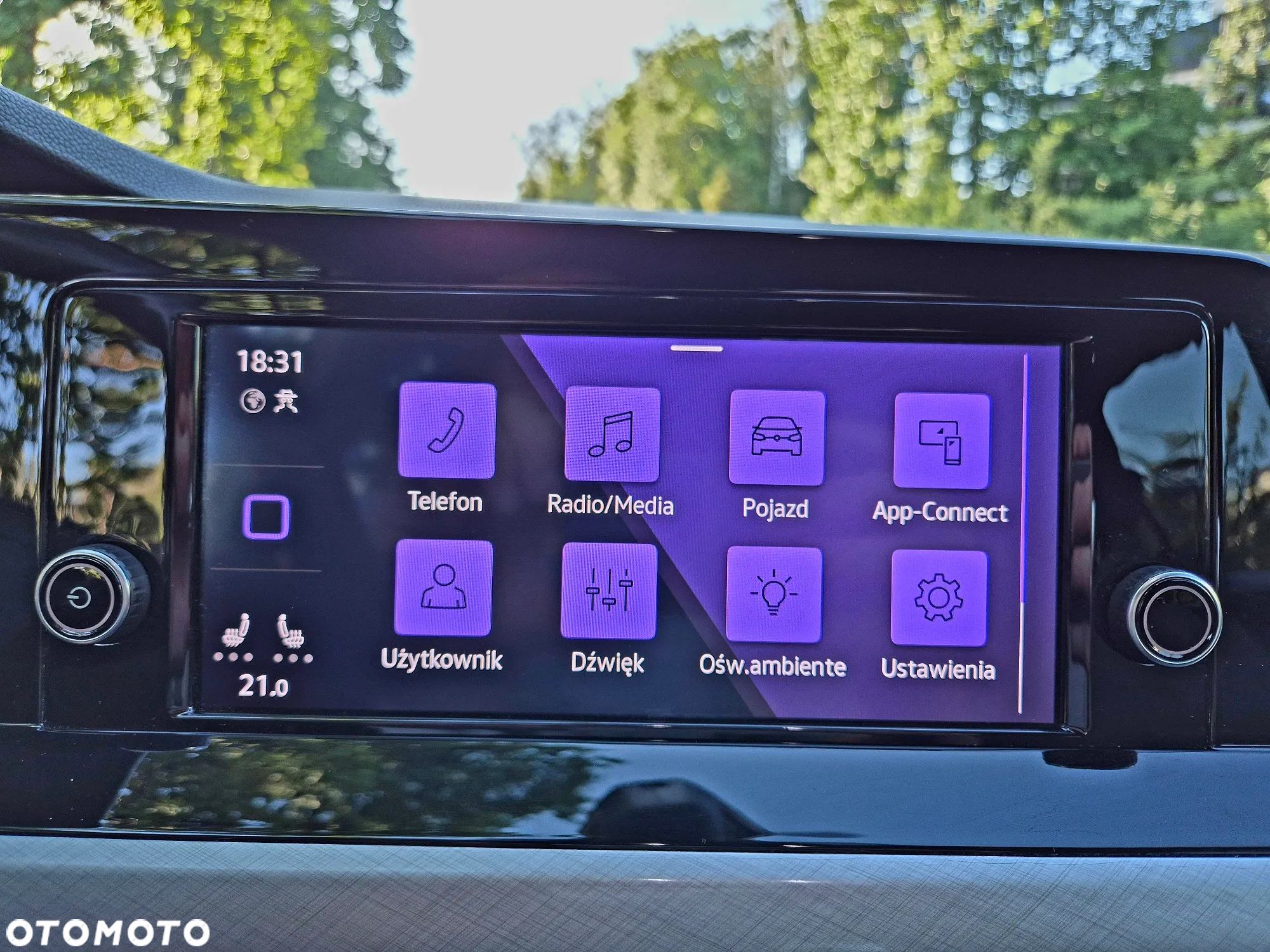 Volkswagen Golf VIII 1.5 TSI EVO Life - 13