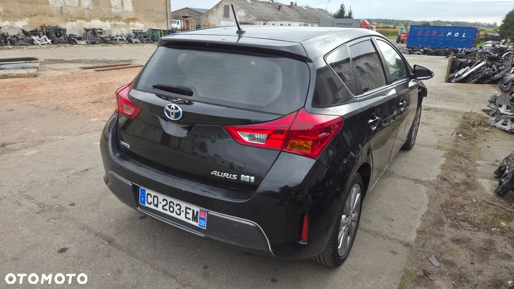 Toyota Auris 2013 photo 4