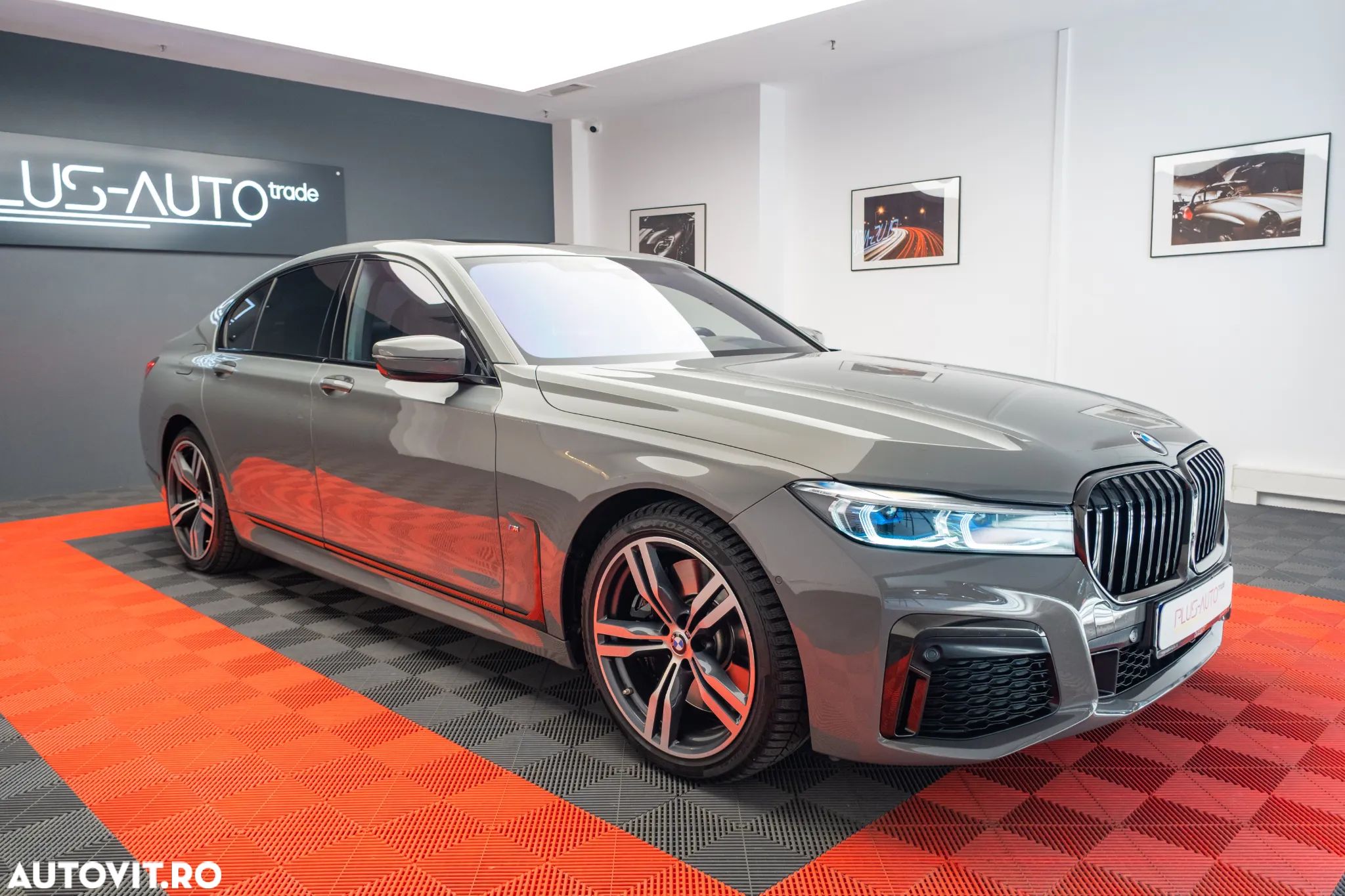 BMW Seria 7 745e - 1