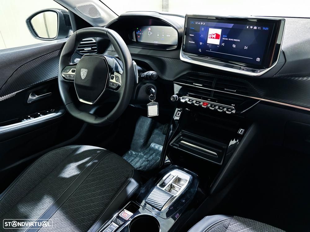 Peugeot 208 1.2 Hybrid Allure e-DCS6 - 32