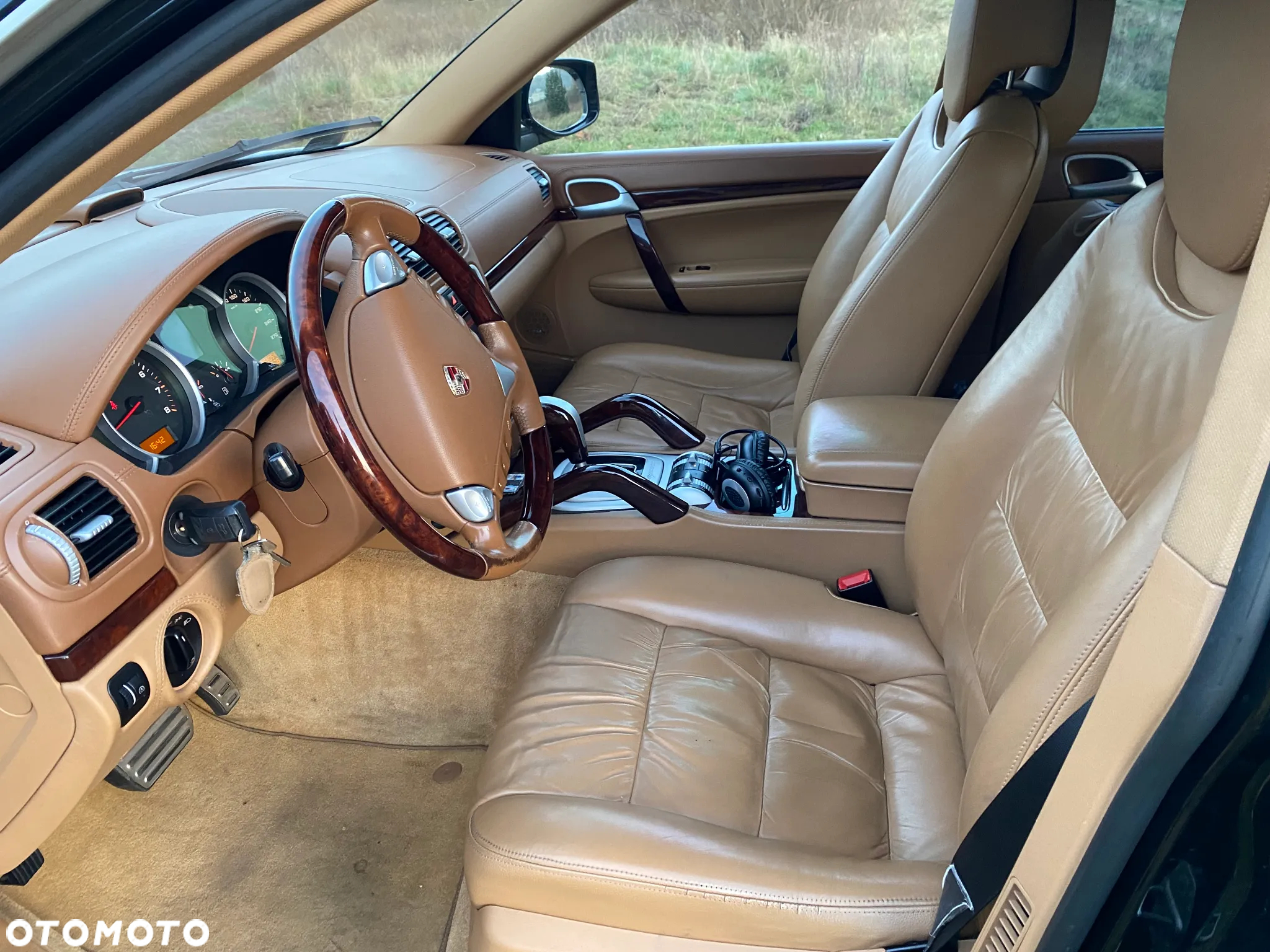 Porsche Cayenne - 5