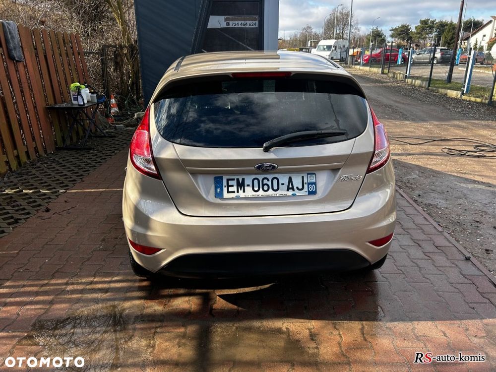 Ford Fiesta - 13