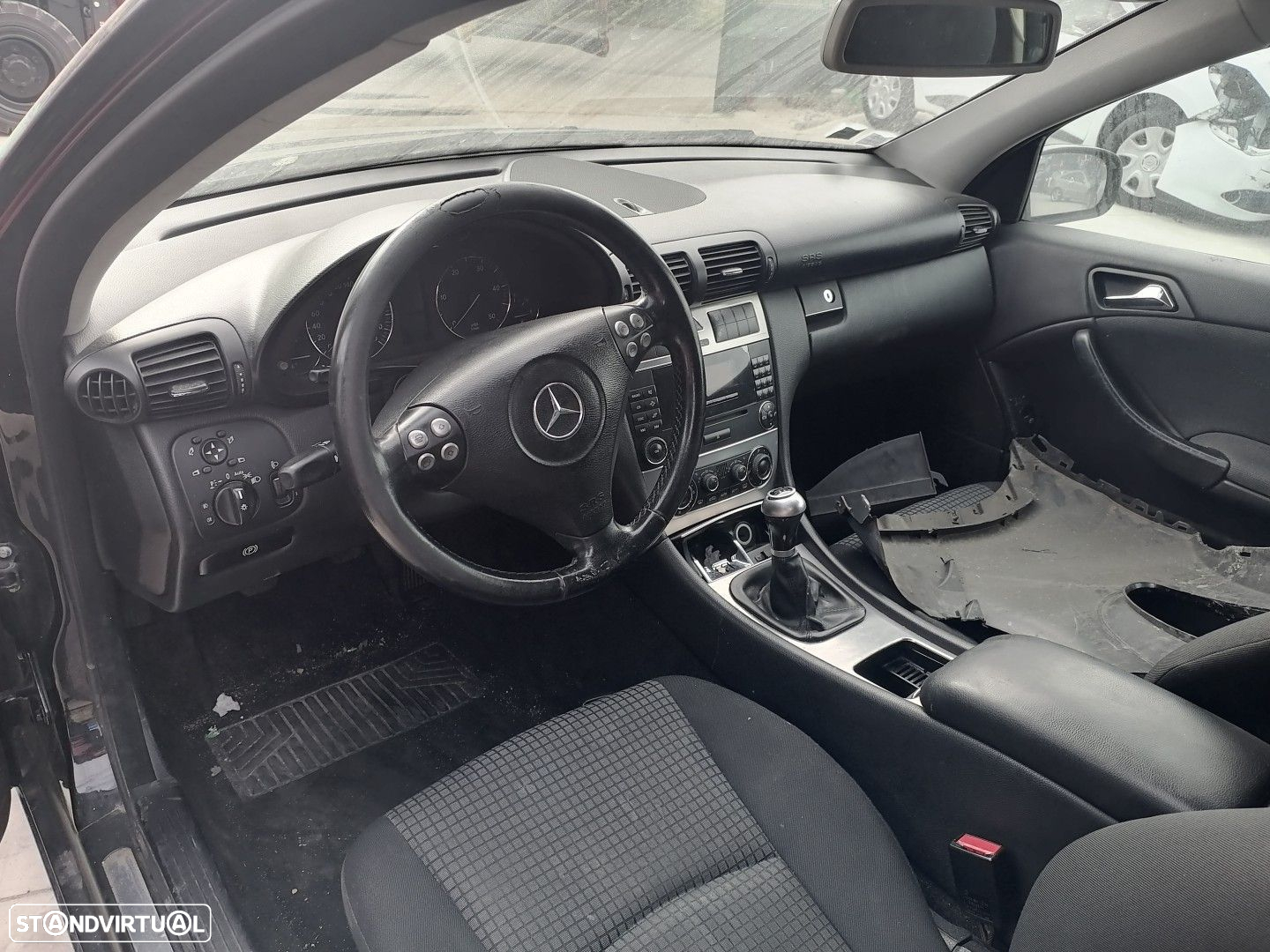 Peças Mercedes-Benz C-Class Coupe(W203) 2000 a 2007 - 36