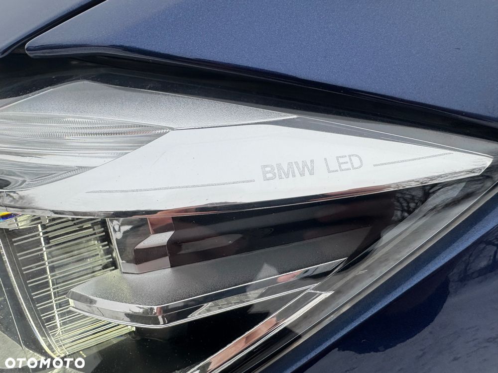 BMW Seria 3 330i xDrive - 10