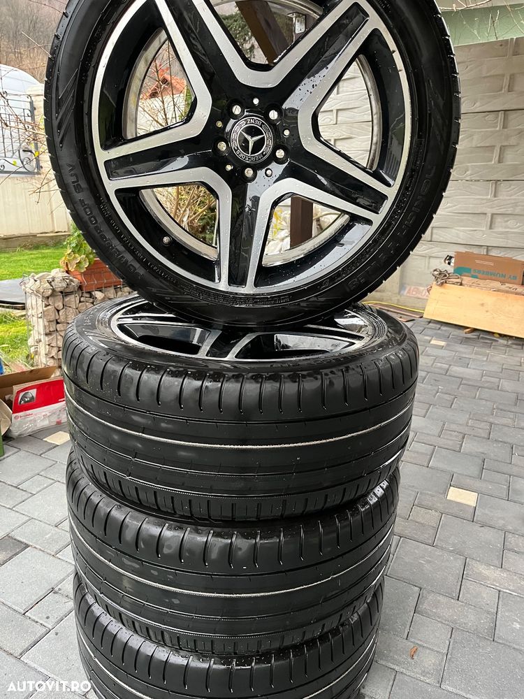 Mercedes-Benz GLE - 16