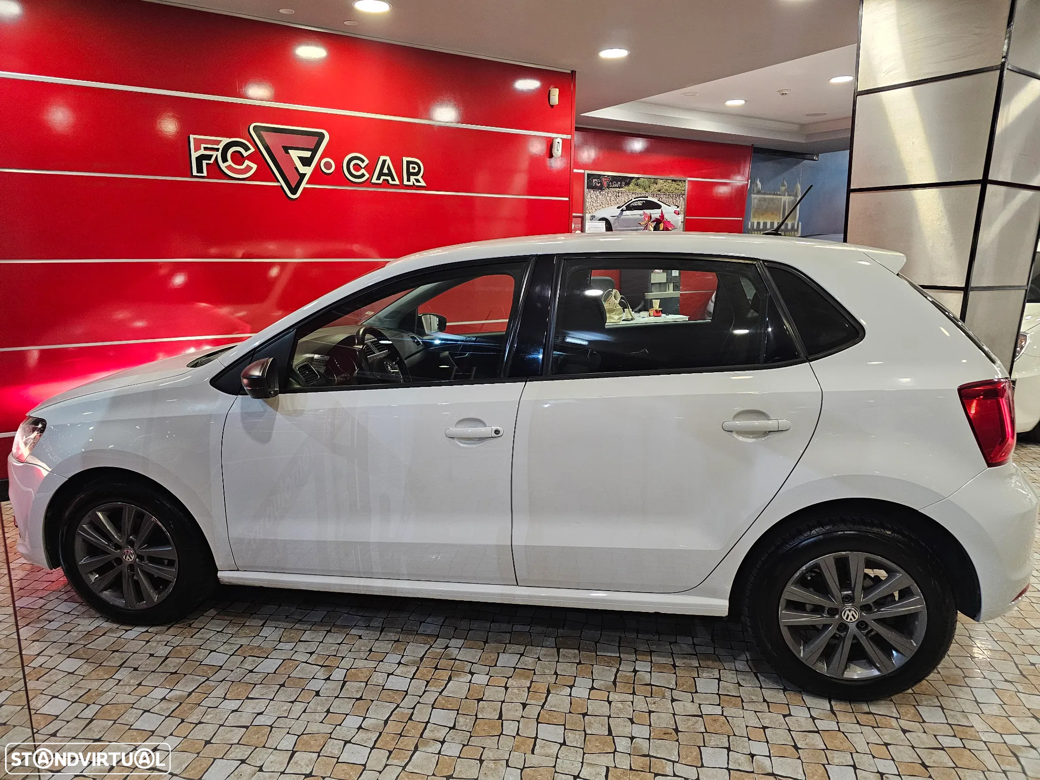 VW Polo 1.4 TDI (Blue Motion ) Comfortline - 12