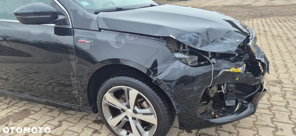 Peugeot 308 1.5 BlueHDi GT Pack S&S EAT8 - 6