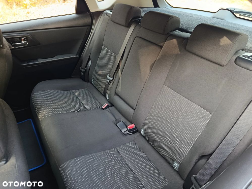 Toyota Auris 1.8 HSD Luna - 14
