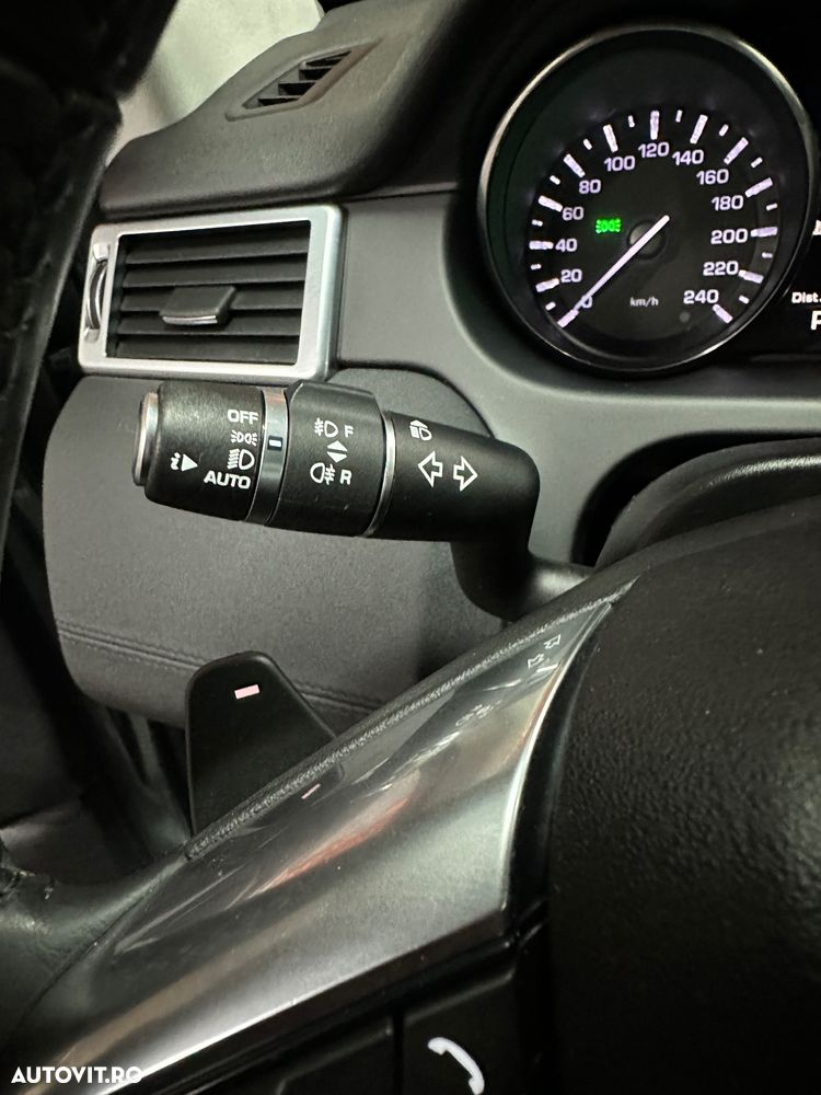 Land Rover Discovery Sport - 15