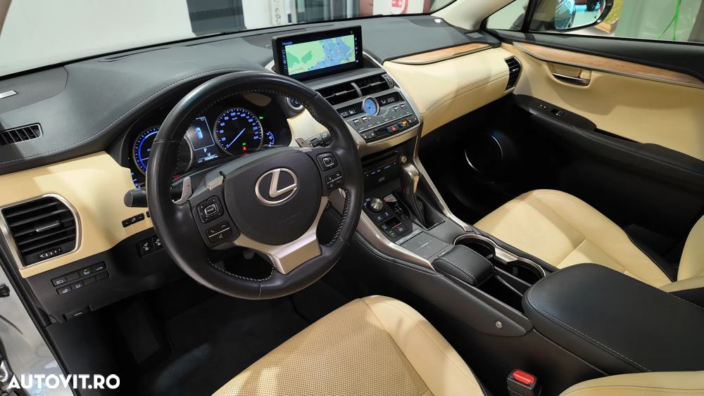 Lexus Seria NX 300h E-FOUR Luxury Line - 15