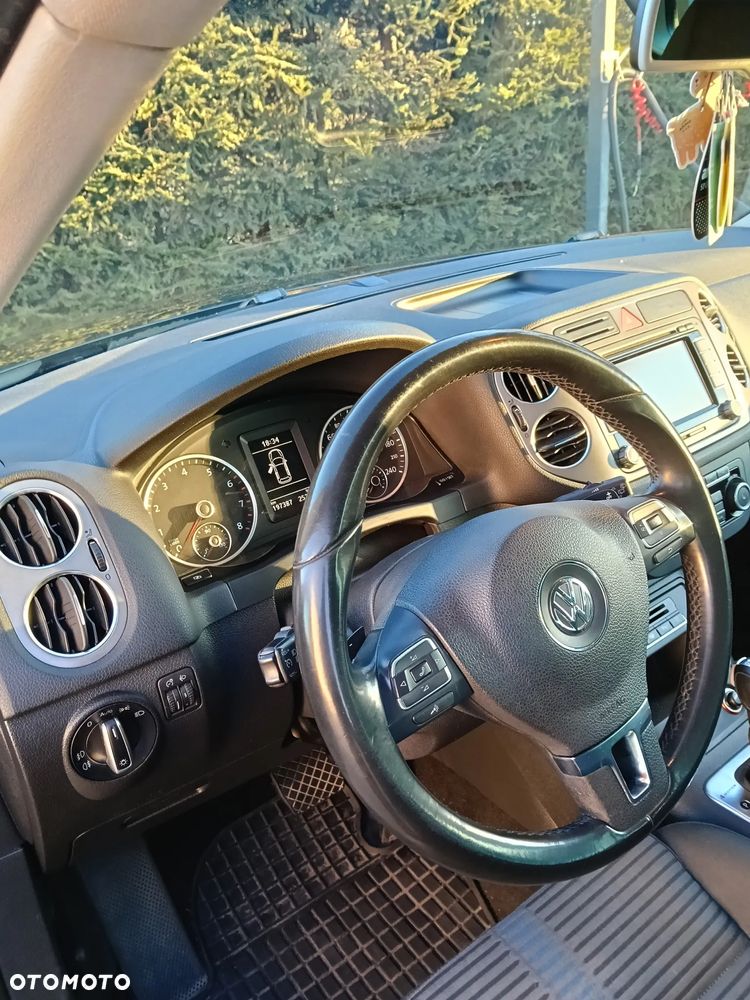 Volkswagen Tiguan 2.0 TSI 4Mot Track DSG - 10