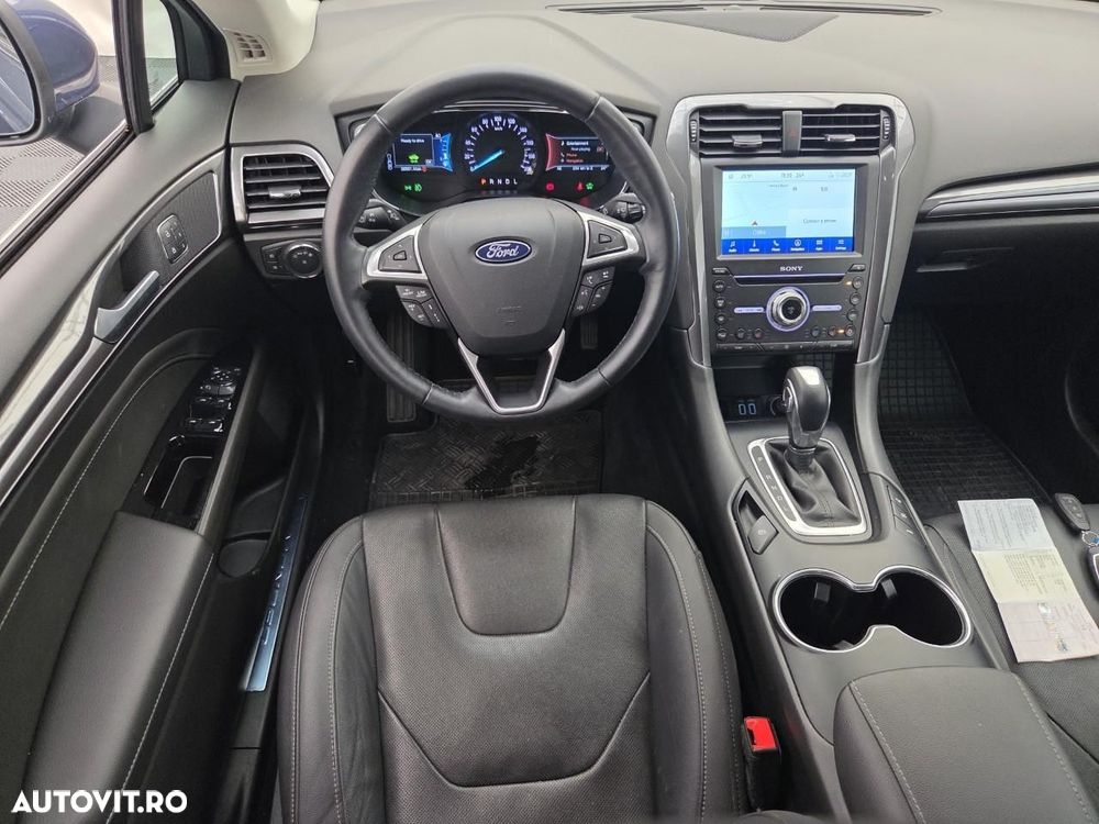 Ford Mondeo 2.0 HEV Titanium - 10