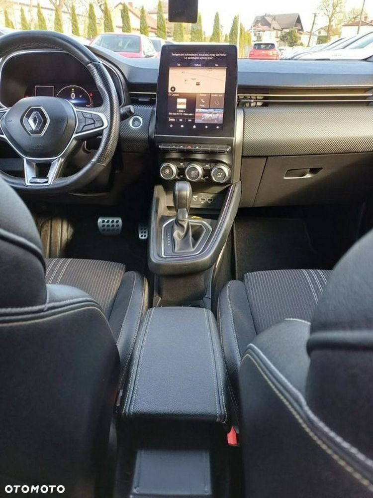 Renault Clio - 22