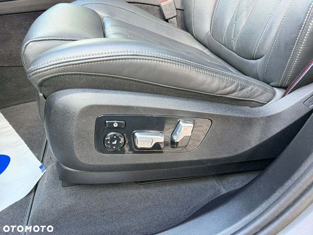 BMW X7 2023