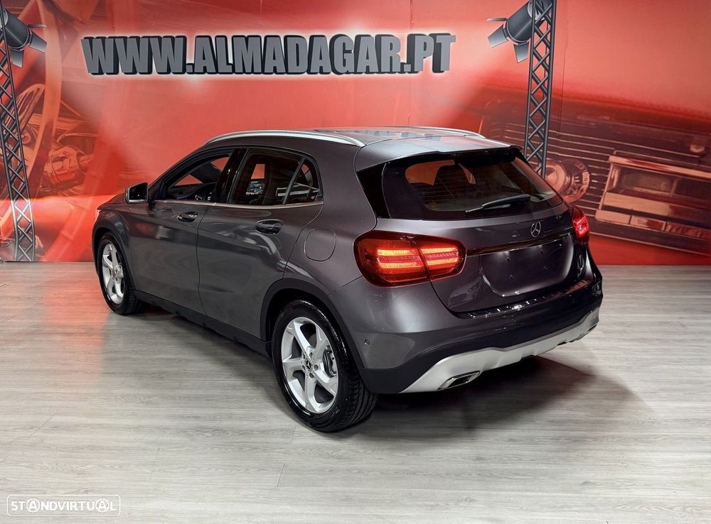Mercedes-Benz GLA 180 Urban Aut. - 4