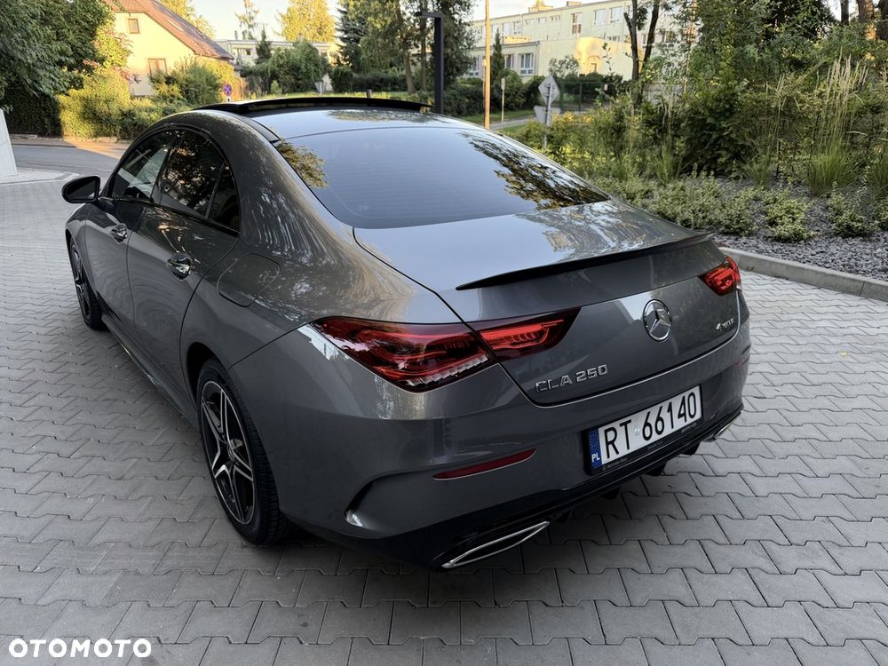 Mercedes-Benz CLA 250 4Matic 7G-DCT AMG Line - 6