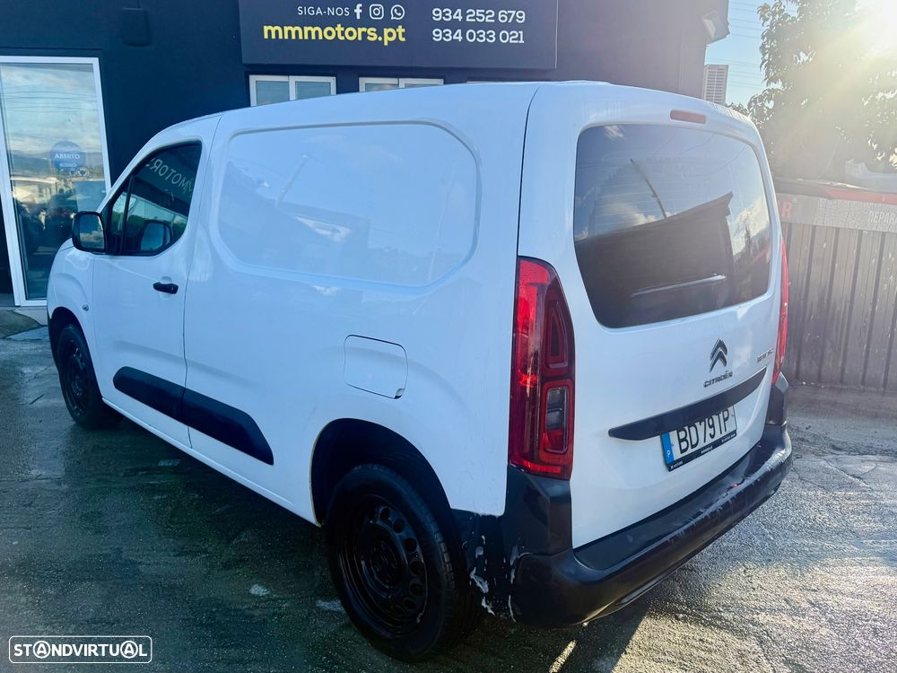 Citroën Berlingo C/ PORTA INTEIRA TRASEIRA - 49