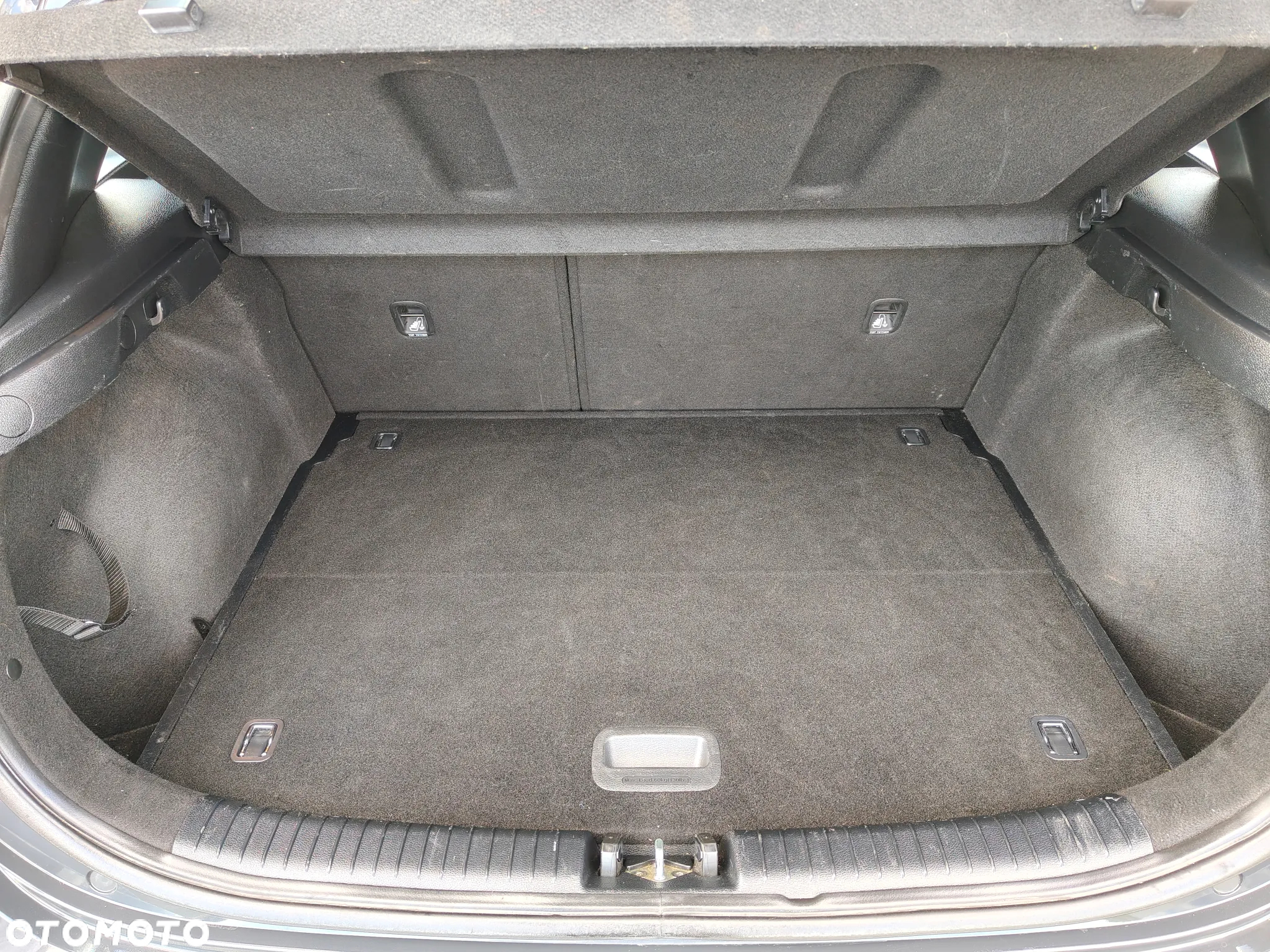 Kia Ceed 1.4 T-GDI L Business Line - 36