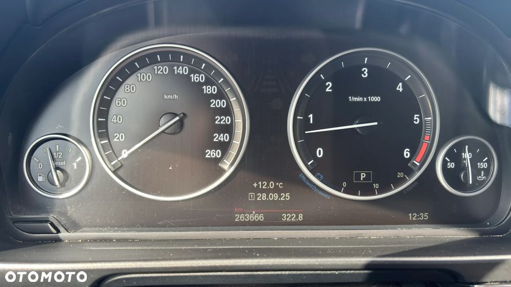 BMW Seria 5 530d xDrive Touring - 18