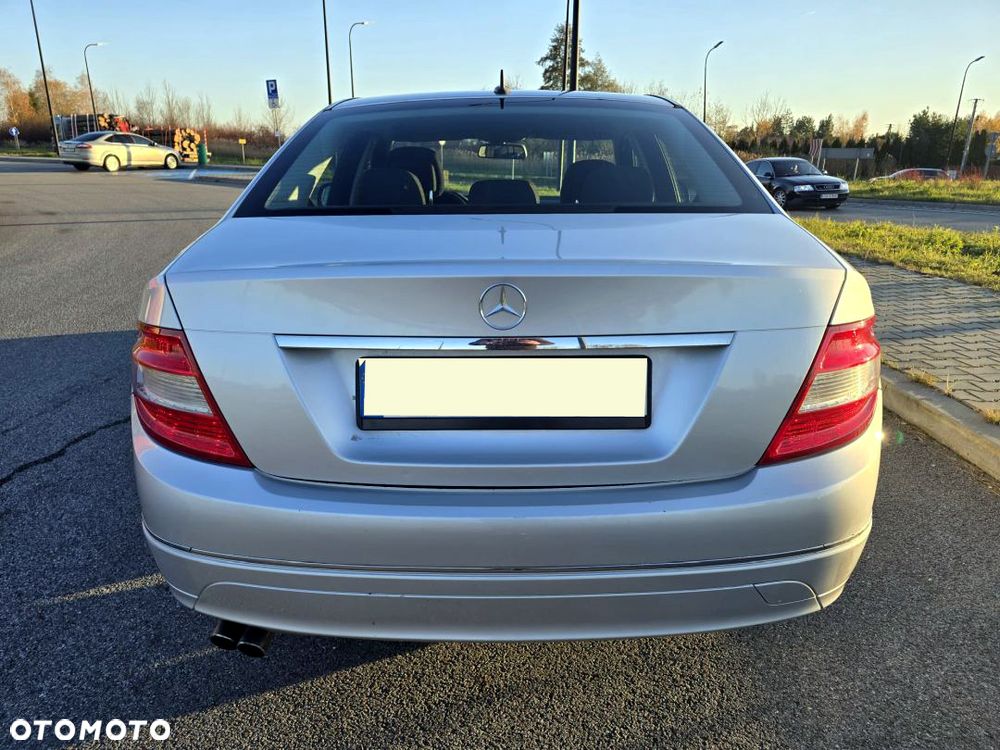 Mercedes-Benz Klasa C 180 Kompressor Avantgarde - 32