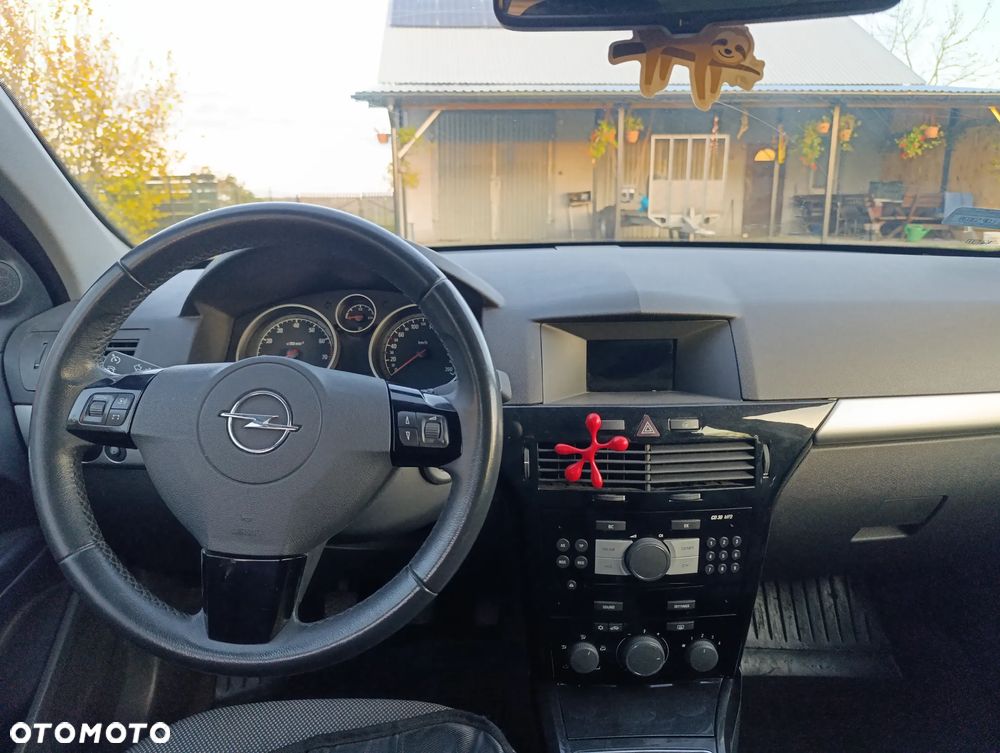Opel Astra III 1.6 111 - 6