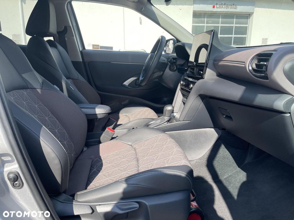 Toyota Yaris Cross - 8