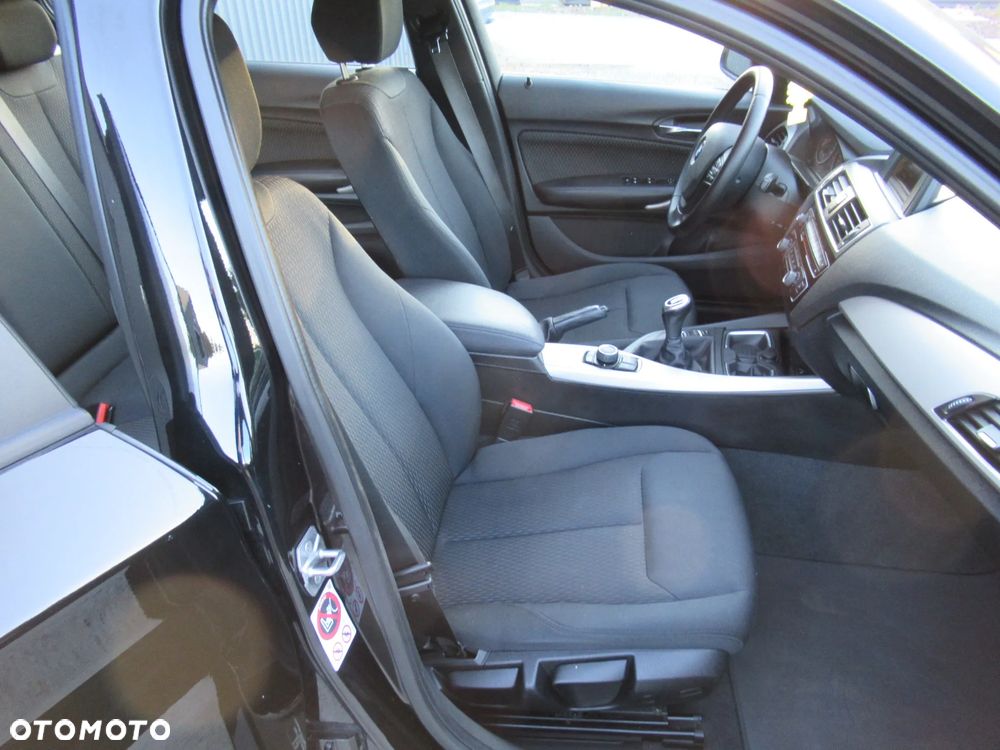 BMW Seria 1 118i Edition M Sport Shadow - 23