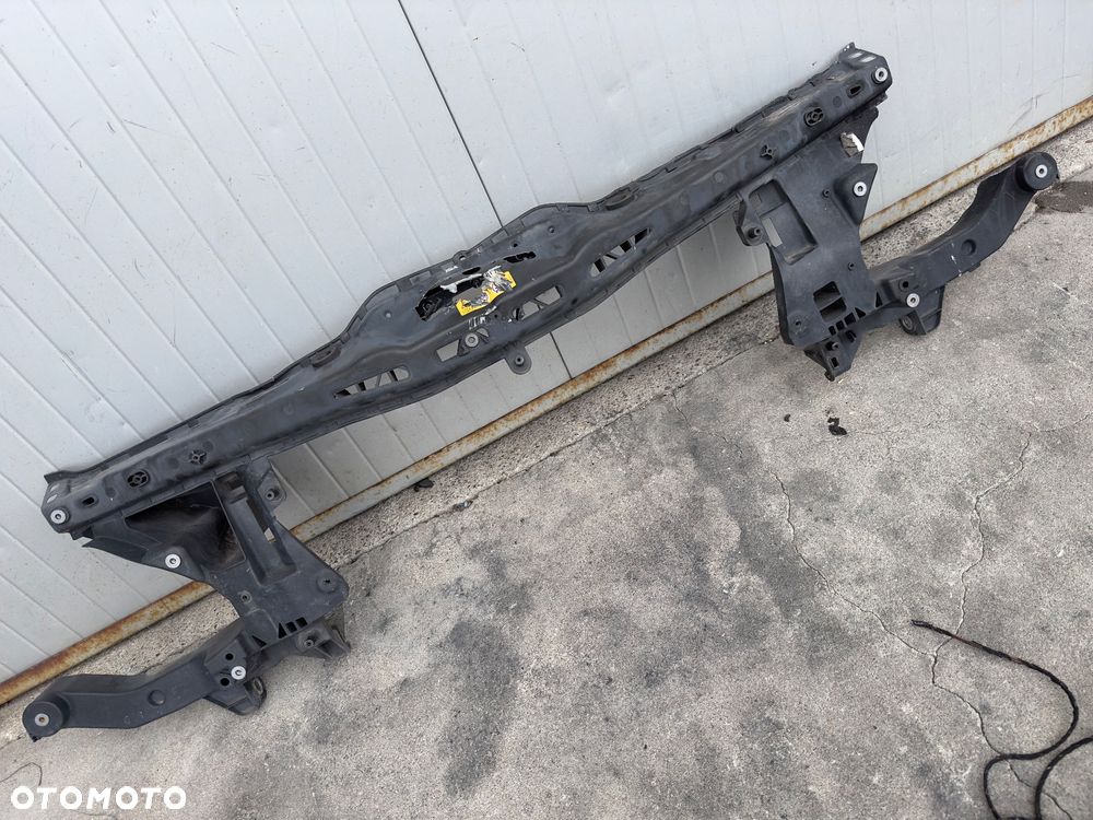 Mercedes Vito Viano 639 pas wzmocnienie zamek maski klakson - 1