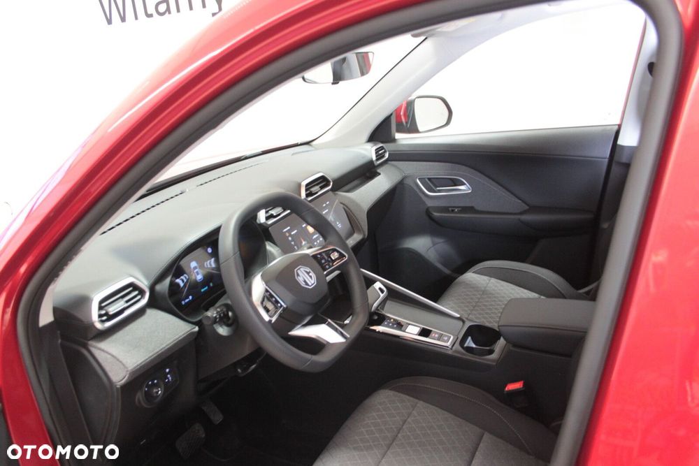 MG ZS Hybrid+ - 37