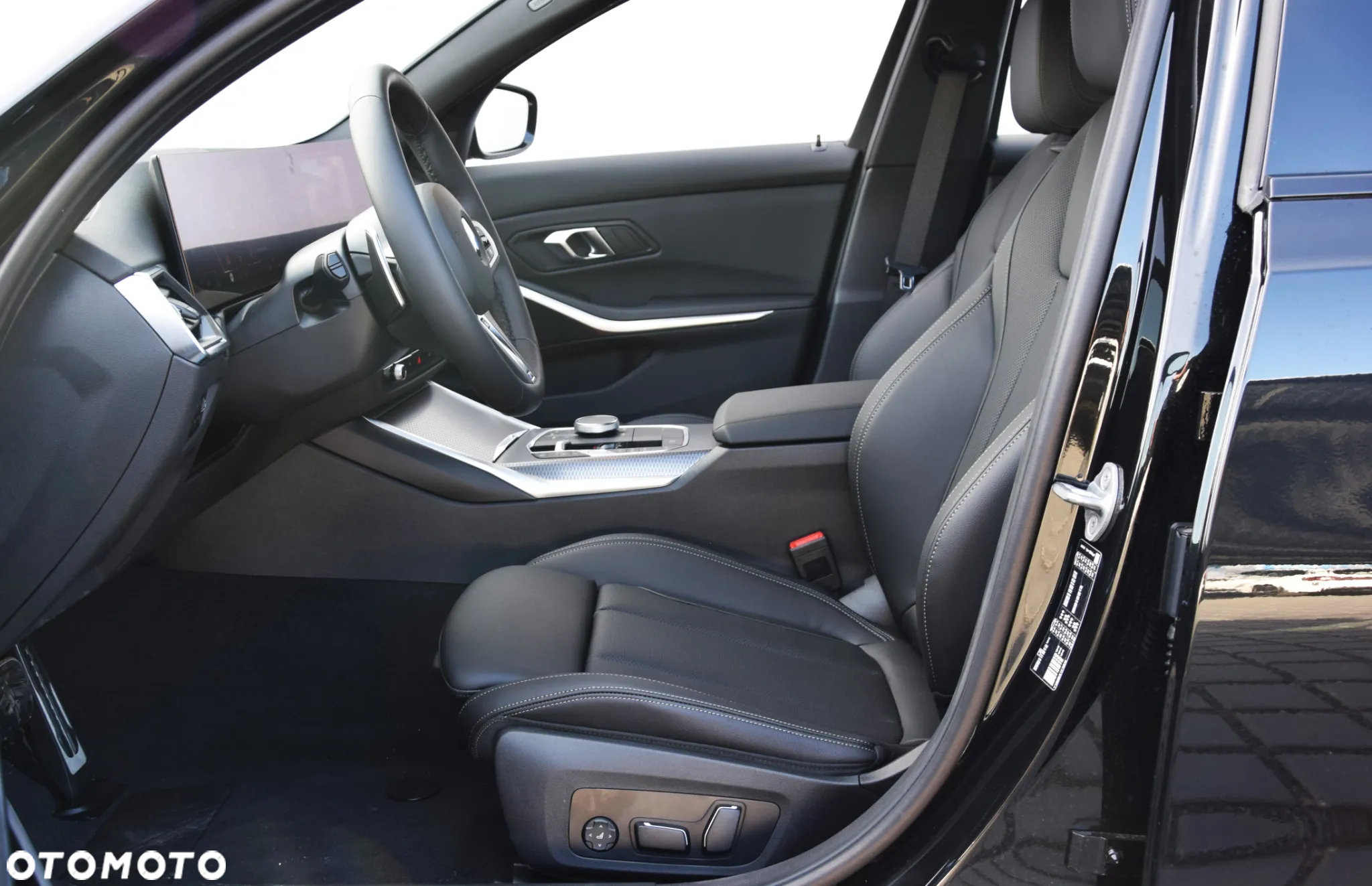 BMW Seria 3 320i M Sport - 17