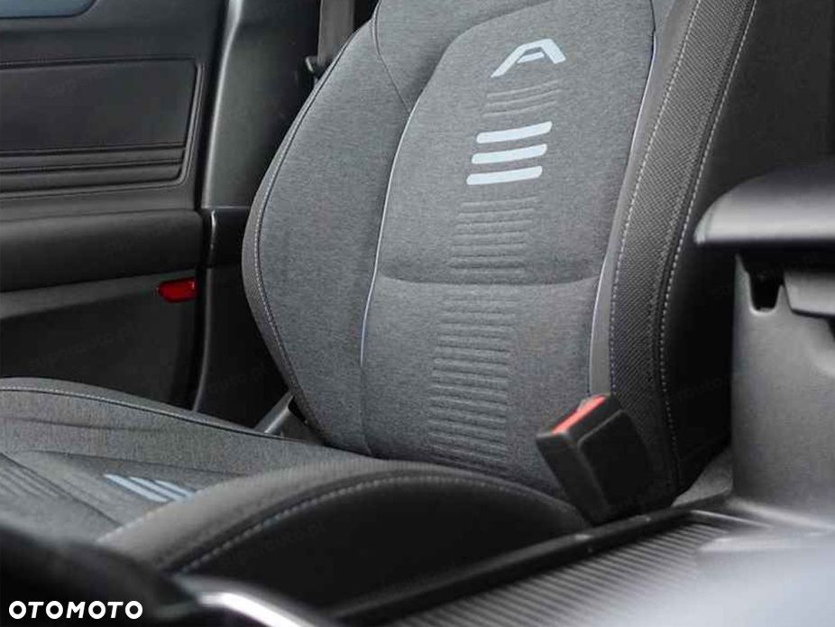 Ford Focus - 8
