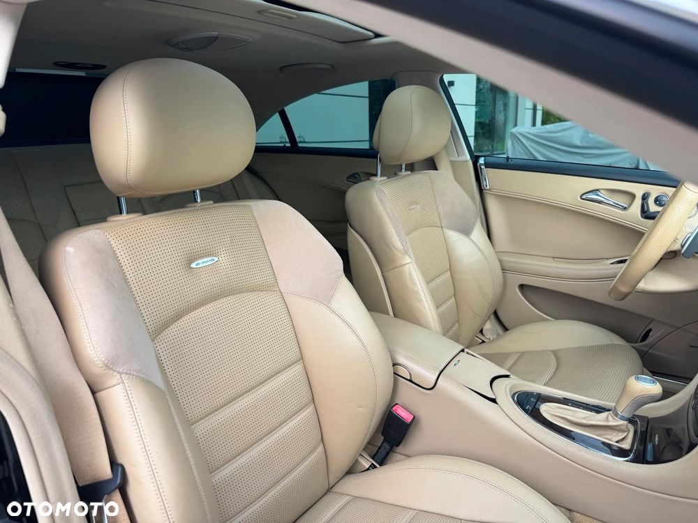 Mercedes-Benz CLS 63 AMG 7G-TRONIC - 23